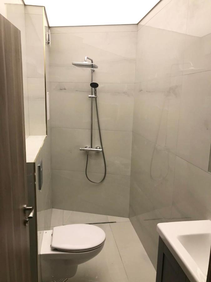 Smart Apartment Mir Varna Exterior foto